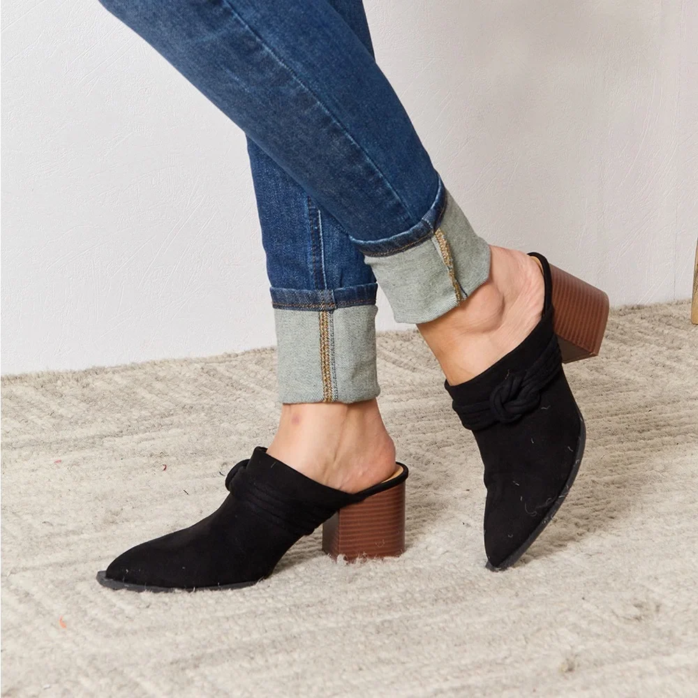 NEW QUPID Black Vegan Suede Leather Braided Trim Pointed Toe Slip On Mules Shoes - Picture 4 of 5